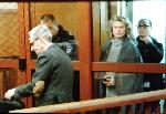 Спецсъдът гледа мярка на Елена Динева, жената до Божков (Нови снимки)