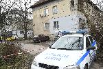 Застреляха 48-годишен мъж пред блок във „Фондови жилища”