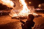 Бистричани запалиха традиционния огън за обичая "Поклади" на Заговезни