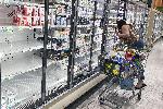 И във Флорида опразниха рафтовете на магазините