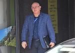 Министър Емил Димитров се яви в прокуратурата, заради горенето на отпадъци в ТЕЦ "Бобов дол"