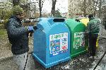 Дезинфектират площадки на контейнерите за смет в Бургас