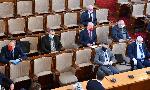 Парламентът заседава извънредно по три основни точки