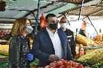 София - Младен Маринов и Йорданка Фандъкова на инспекция на пазара "Красно село"