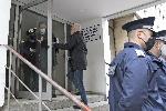 Волен Сидеров се яви сам в сградата на СДВР