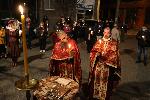 Около 50 миряни си казаха Христос Воскресе в хасковския храм