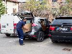 СОФИЯ - Доброволци от формированието към Столична община помагат на възрастни хора по време на кризата с Ковид-19