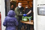 София - Раздаване на безплатен обяд