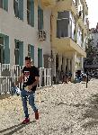 Варна - Раздаване на храна в детска градина