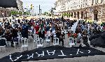 Гражданската платформа на Мая Манолова протестира пред Министерски съвет