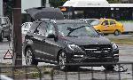 Два автомобила катастрофираха на кръстовище до НДК