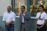 София - Спортисти засяват дръвчета в двора на НСА