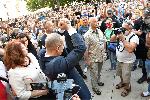 София - Президентът слезе при потестиращите пред "Дондуков"2