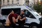 София - Полицията арестува протестиращи