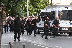 София - Протестиращи блокират движението по булевард "Дондуков" и улица "Раковска"