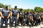 БУРГАС, плаж Росенец - масово нашествие на летовници пред лятната резиденция на Ахмед Доган