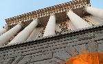 София – Екстремно изкачване по стената на Народното събрание