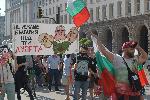 Осми ден протестиращи с призив за оставката на премиера и главния прокурор
