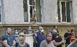 София - 13-ти ден на антиправителствен протест - Масово пиене на Евробира с Петьо Еврото и осемте му джуджета