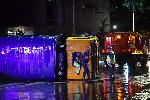 Камион за сметопочистване се обърна в дъжда на столичния булевард "Христо Ботев"