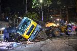 София - Обърнат камион за сметопочистване