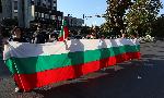 Протестиращите във Варна блокираха кръстовището пред общината