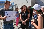 София - протестиращи чакат освобождаването на Петър Кърджилов