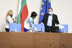 СОФИЯ - Първо заседание на Парламента в залата на бившия Партиен дом