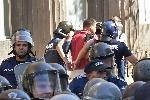 Нови арести и сблъсъци при служебния вход на Народното събрание