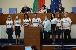 Депутатите от "Воля" с тениски "Аз съм Марешки"
