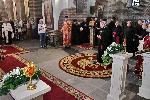 София - Охраната извежда протестиращите извън сградата на Народното събрание