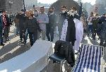 София - Антиправителствен протест - Пърформънс „Леглата не лекуват сами“