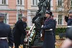 Президентът Румен Радев поднесе венец пред паметника на Никола Вапцаров