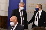 Частичният локдаун продължава до 31 януари 2021 година,  децата до четвърти клас се връщат в училище