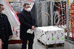 Втората пратка с ваксини пристигна в България(НОВИ СНИМКИ)