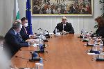 София - Румен Радев започна консултации за парламентарните избори