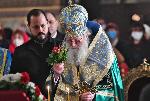 Патриарх Неофит отслужи  Света литургия в столичния храм „Свети Александър Невски