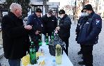 Варна - Акция на Росен Марков "Ракия срещу корона вирус"