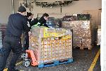 Натовариха ТИР с помощи за пострадалия в Хърватия град Петриня