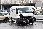 София – Катастрофа между бус и лек автомобил