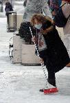 Бургазлии се радват на първия за тази година сняг