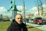 Четири метрова скулптура на Боян Мага – Венеамин (Магесник) откриха в Бургас