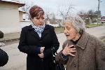с.Злато поле, обл. Димитровград - Фургон за жена с изгоряла къща