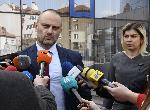 Заловиха фалшификатор, продавал срещу криптовалута американски и български паспорти