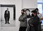 София – Изложба фотография „Портрети от фоайето: 25 години София Филм Фест“ в галерия „Синтезис”.