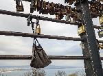 Варненци заключват коронавируса с катинар