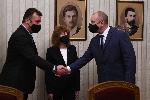 София- Кконсултации- Има такъв народ