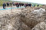Хасковско село на протест, загробват болни птици край параклис