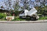 СОФИЯ - кв. Слатина - куриоз - катастрофа с камион, опитал да мине под нисък мост
