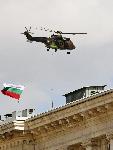 Вертолети и самолети от състава на ВВС  изпълняват съвместни полети